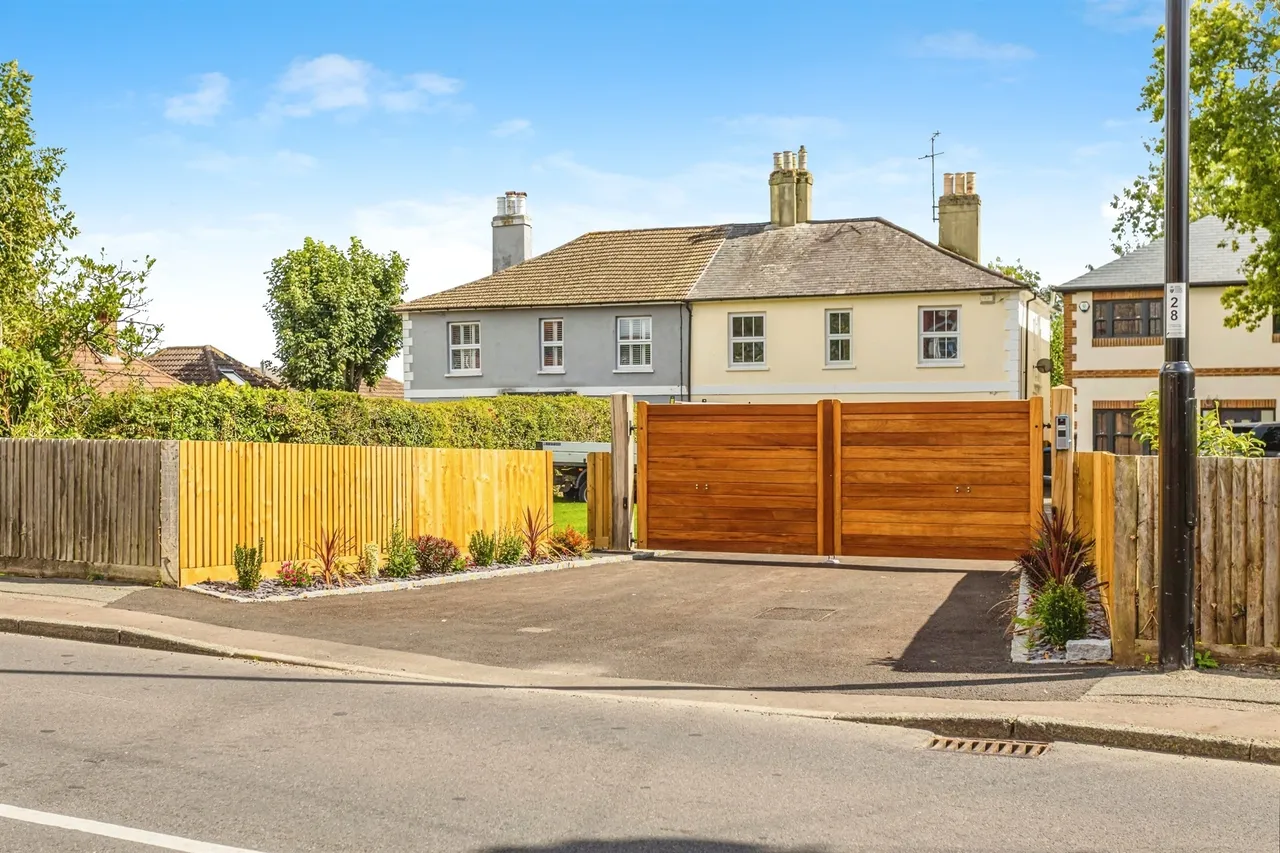Junction Road, Burgess Hill, RH15, photo 17