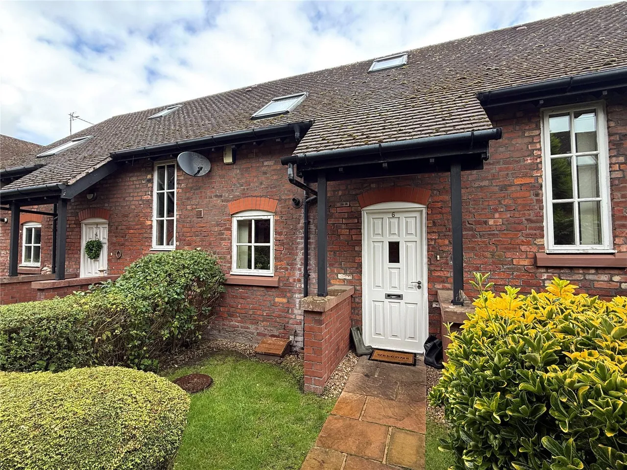 2 bed barn conversion for sale, Ryder Court, Rainhill, L35