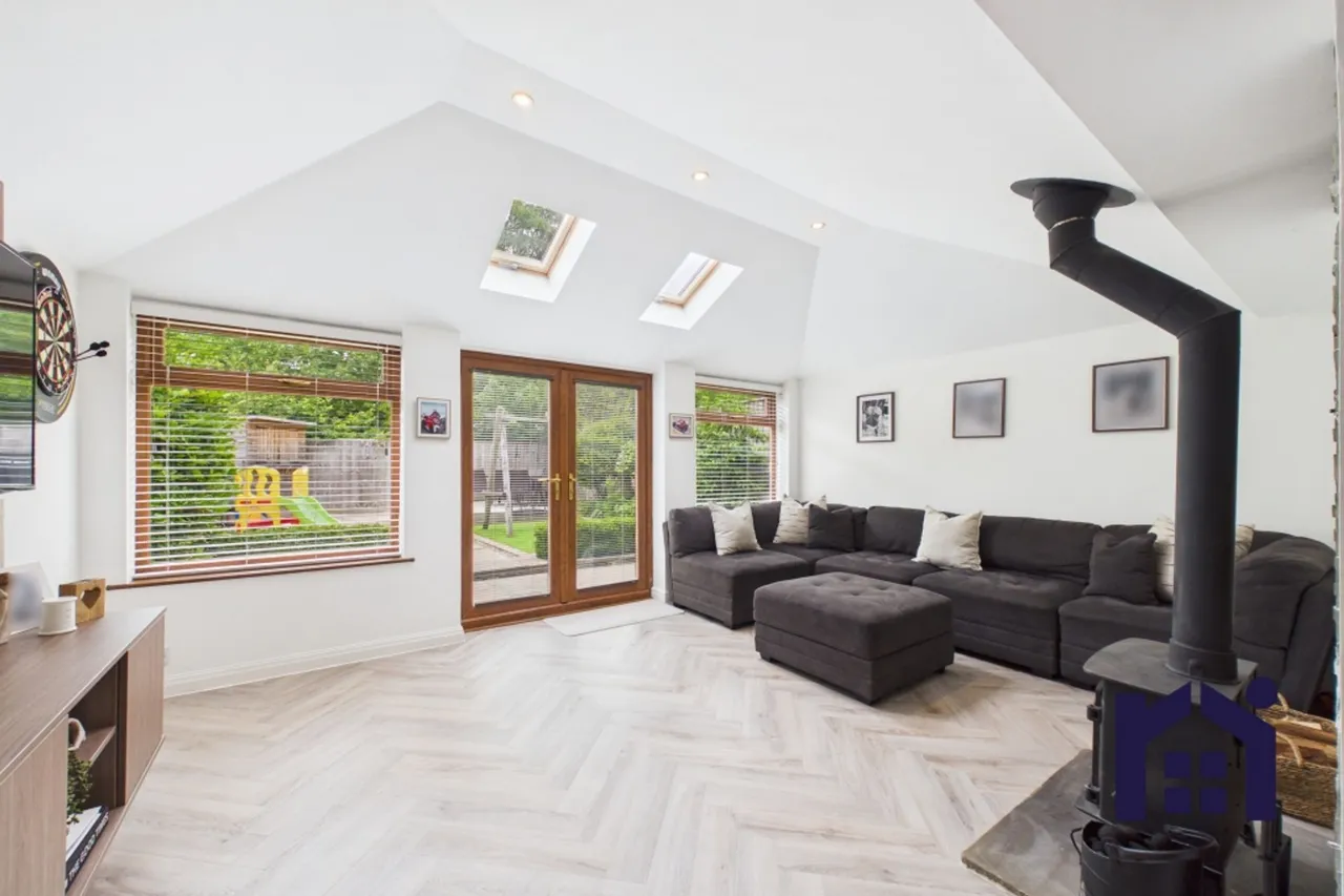 Burgh Meadows, Chorley, PR7 3LR, photo 2