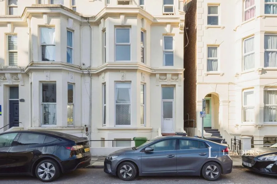 Alhambra Road, Southsea, PO4, photo 9