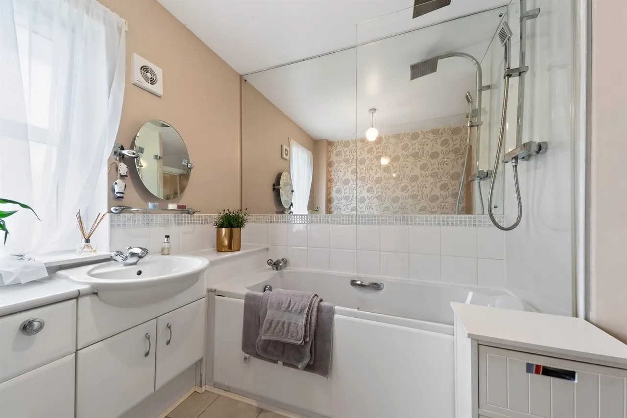 Greystone Avenue, Rutherglen, G73, photo 17