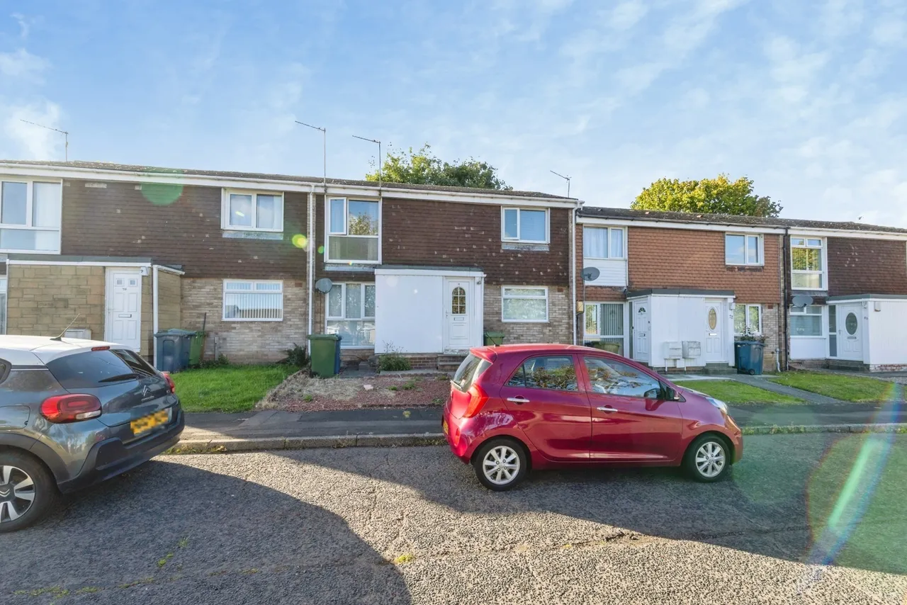 2 bed flat for sale, Lingmell, Washington, NE37