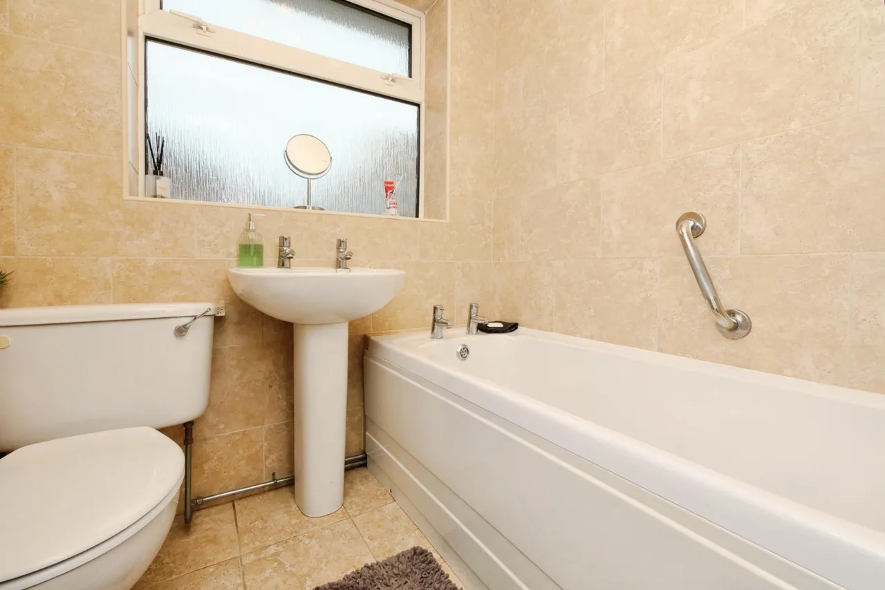 Cotswold Way, York, YO32, photo 13