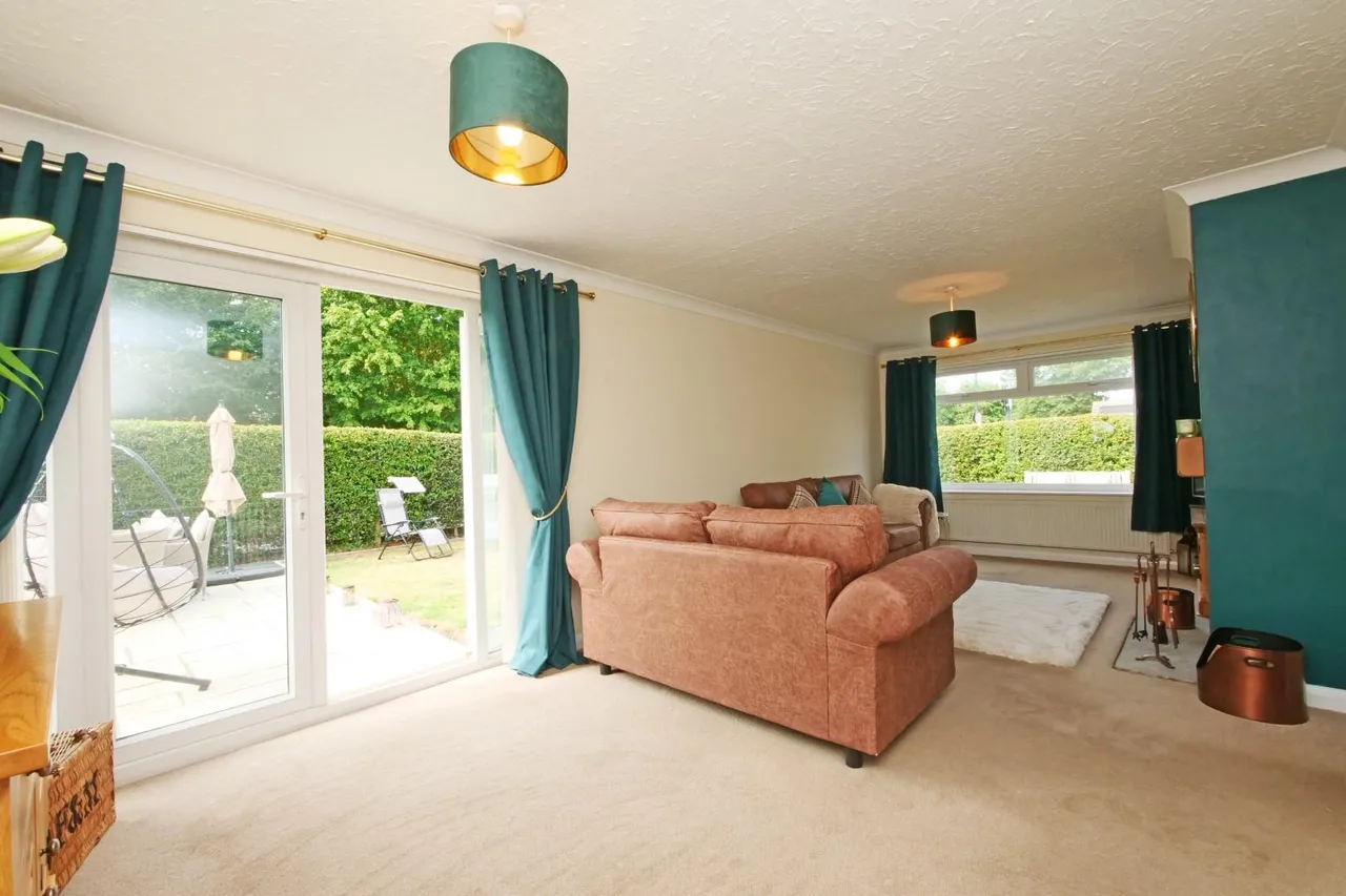 Cotswold Way, York, YO32, photo 8