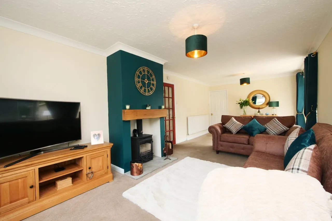 Cotswold Way, York, YO32, photo 7
