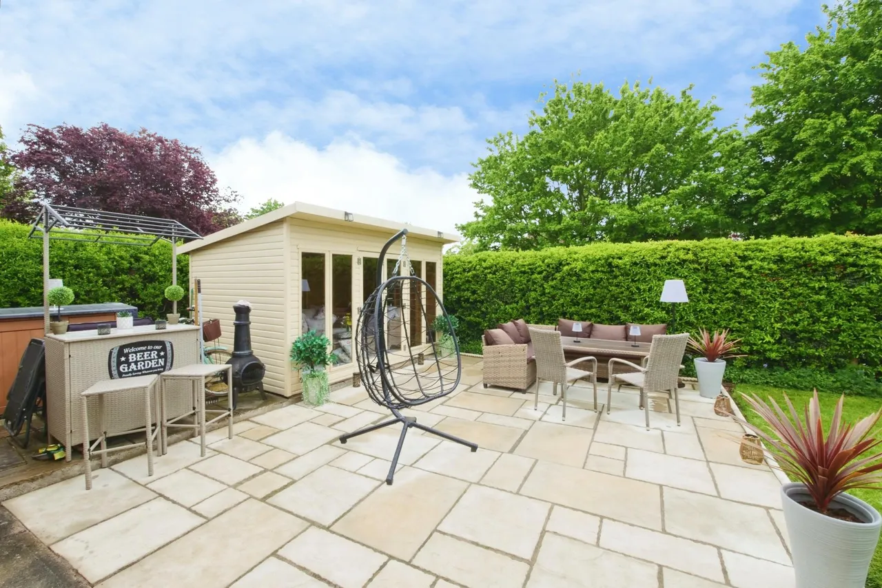 Cotswold Way, York, YO32, photo 18