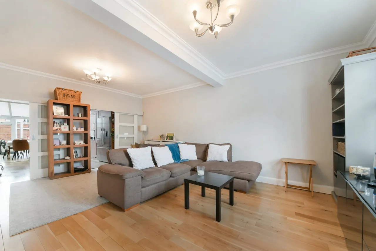 Hartfield Crescent, Wimbledon, London, SW19, photo 2