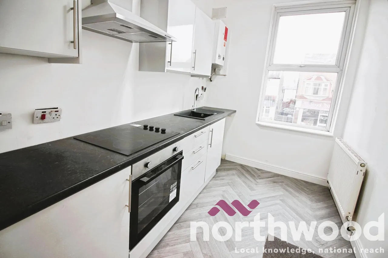 Eastbank Street, Southport, PR8, photo 3