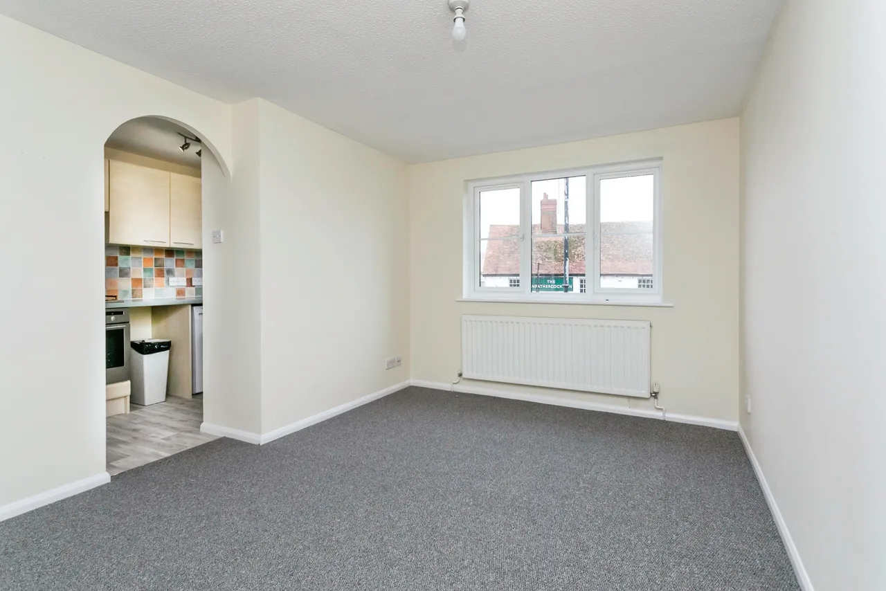 Cranbrook, Woburn Sands, MK17, photo 2