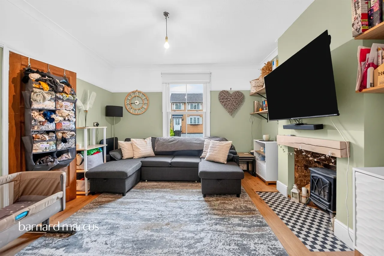 Ladbroke Road, Redhill, RH1, photo 2