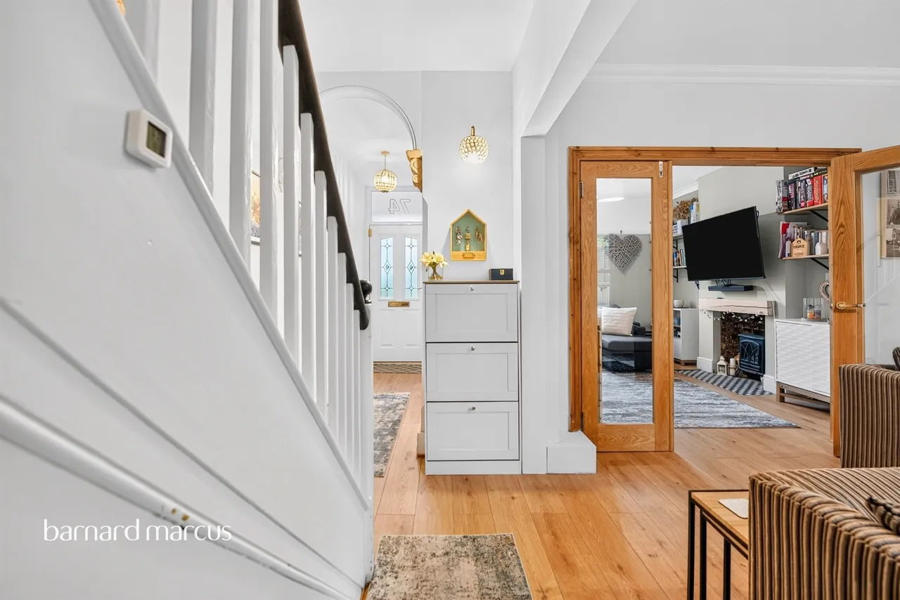 Ladbroke Road, Redhill, RH1, photo 8