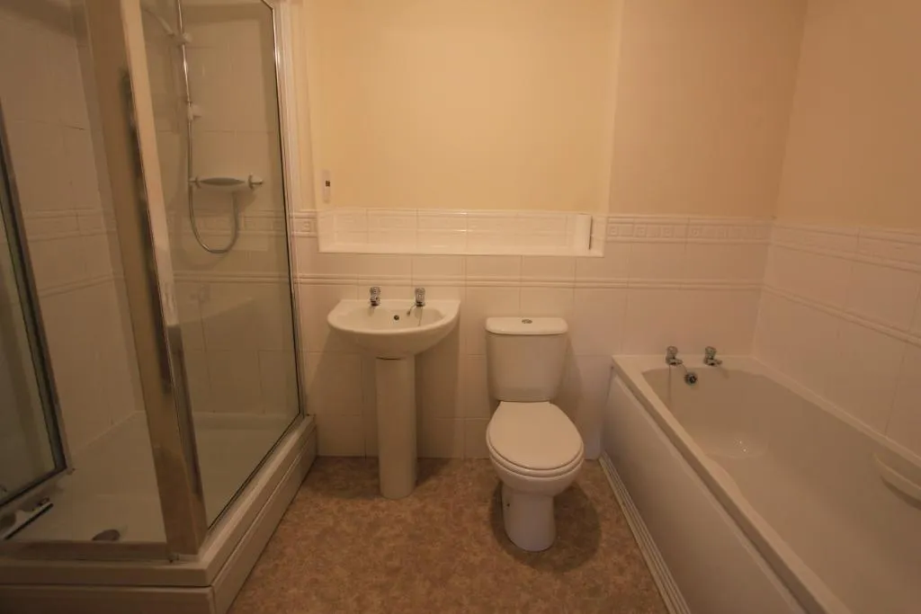 Hardy Close, Dukinfield, SK16, photo 9