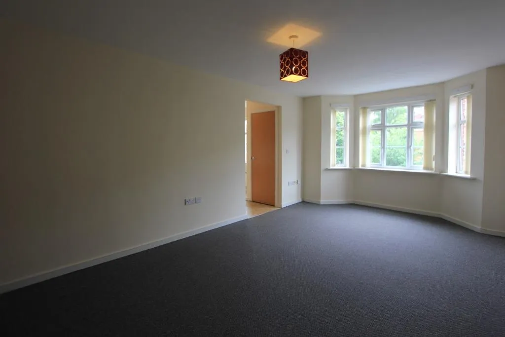 Hardy Close, Dukinfield, SK16, photo 4