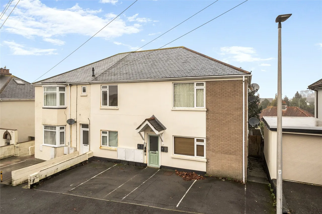 1 bed property for sale — Pinewood Road, Newton Abbot, Devon, TQ12