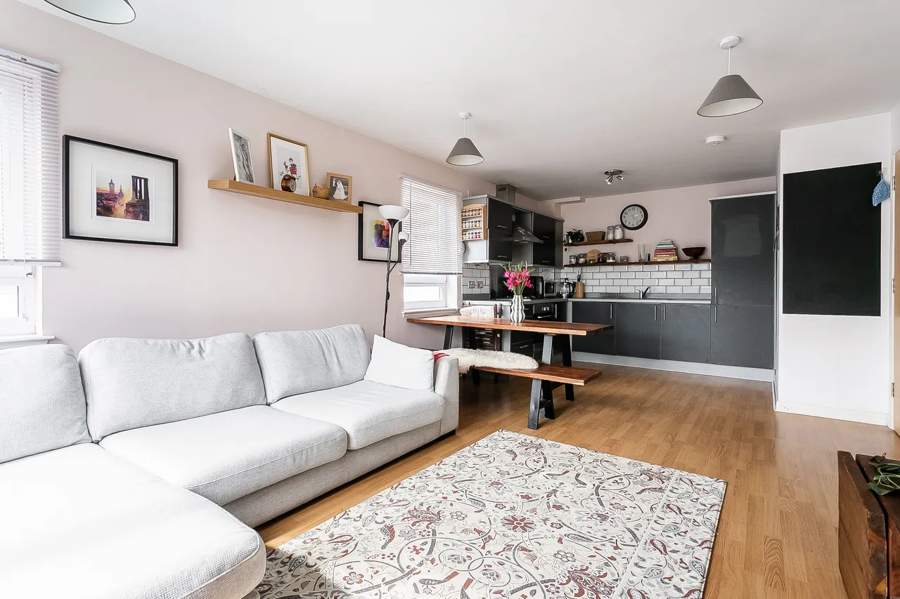Hawkhill Close, Edinburgh, EH7, photo 4