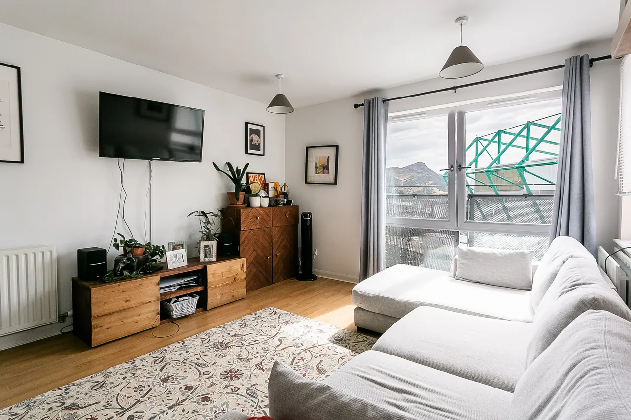 Hawkhill Close, Edinburgh, EH7, photo 3