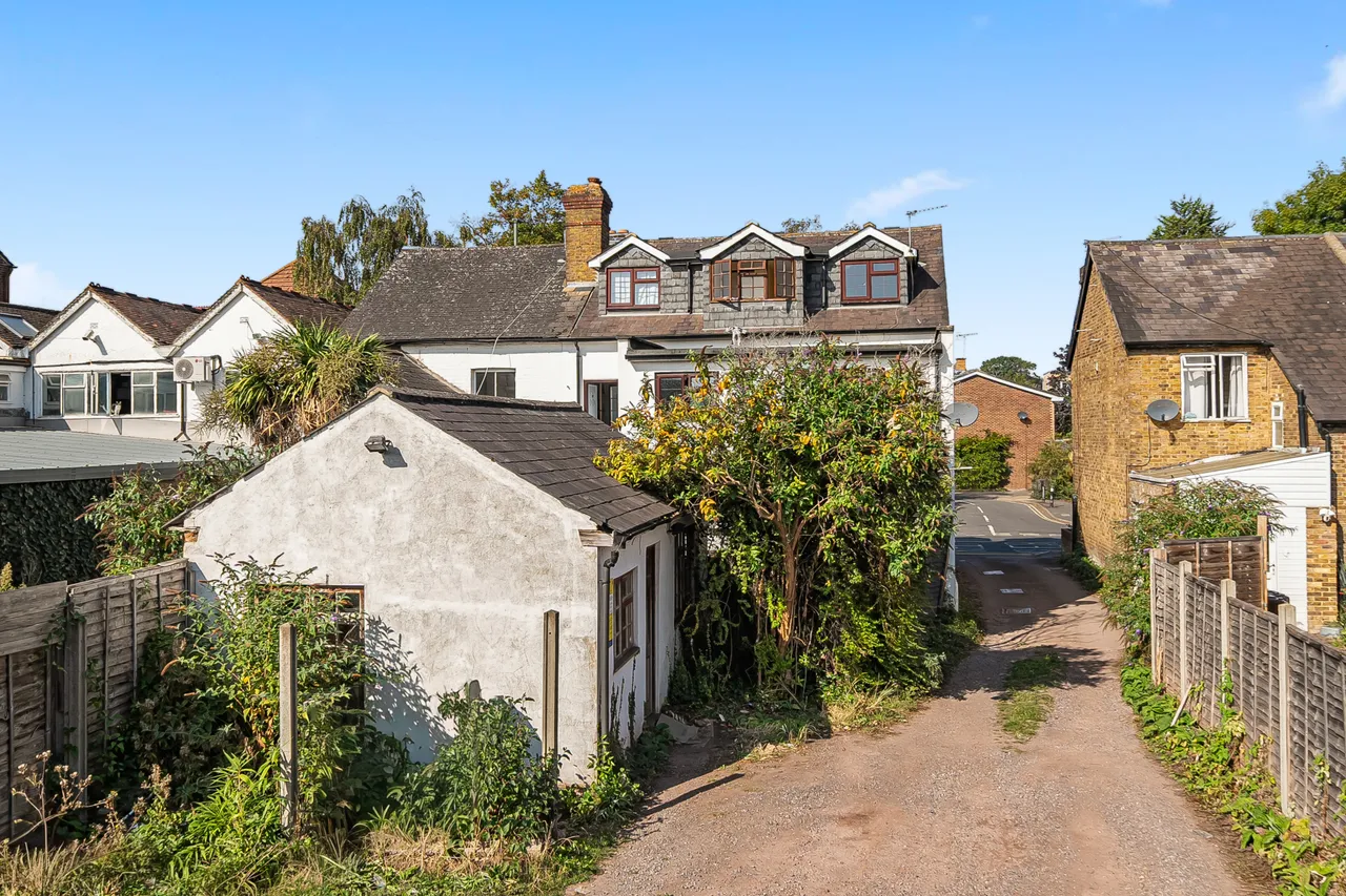 Station Road, Addlestone, KT15, photo 18