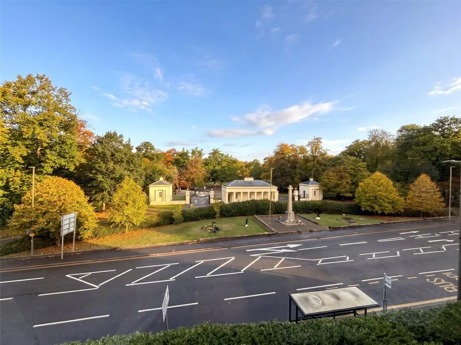 Upper Charles Street, Camberley, GU15, photo 9
