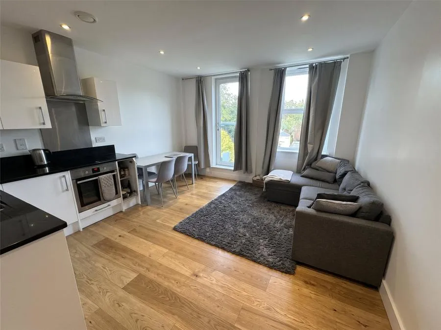 Upper Charles Street, Camberley, GU15, photo 11
