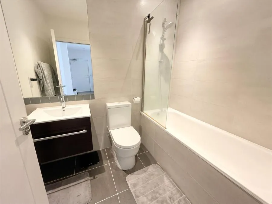 Upper Charles Street, Camberley, GU15, photo 5