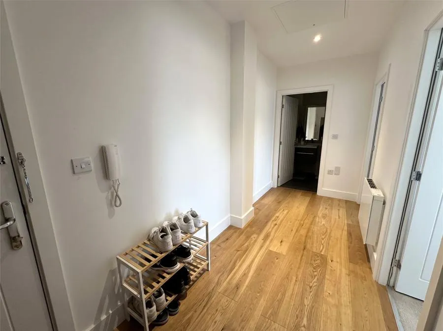 Upper Charles Street, Camberley, GU15, photo 8