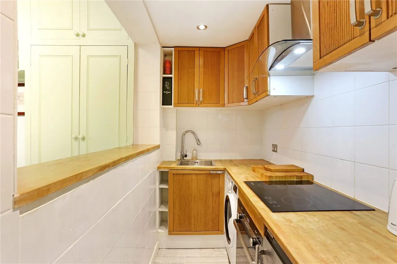 Alderney Street, London, SW1V, photo 2