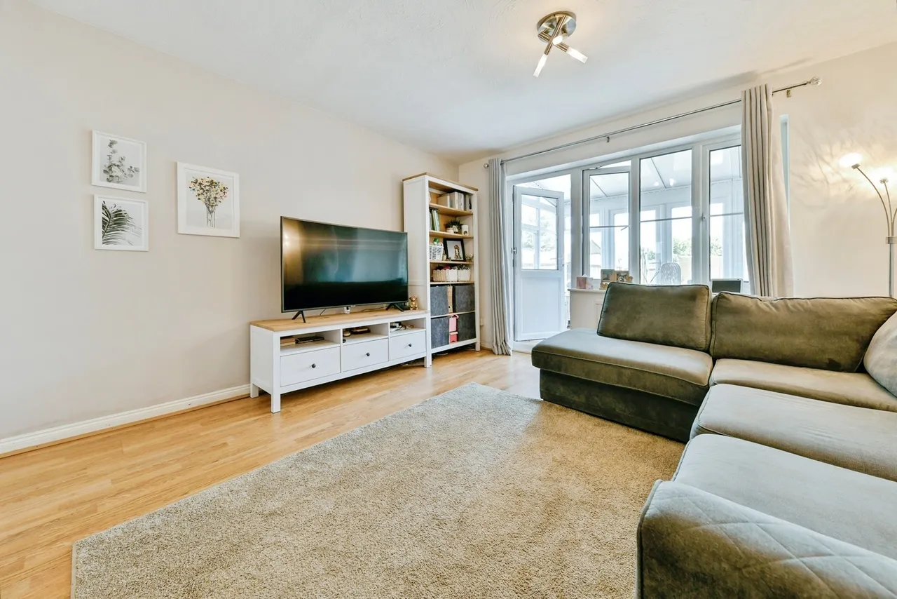 The Pastures, STEVENAGE, Hertfordshire, SG2, photo 2