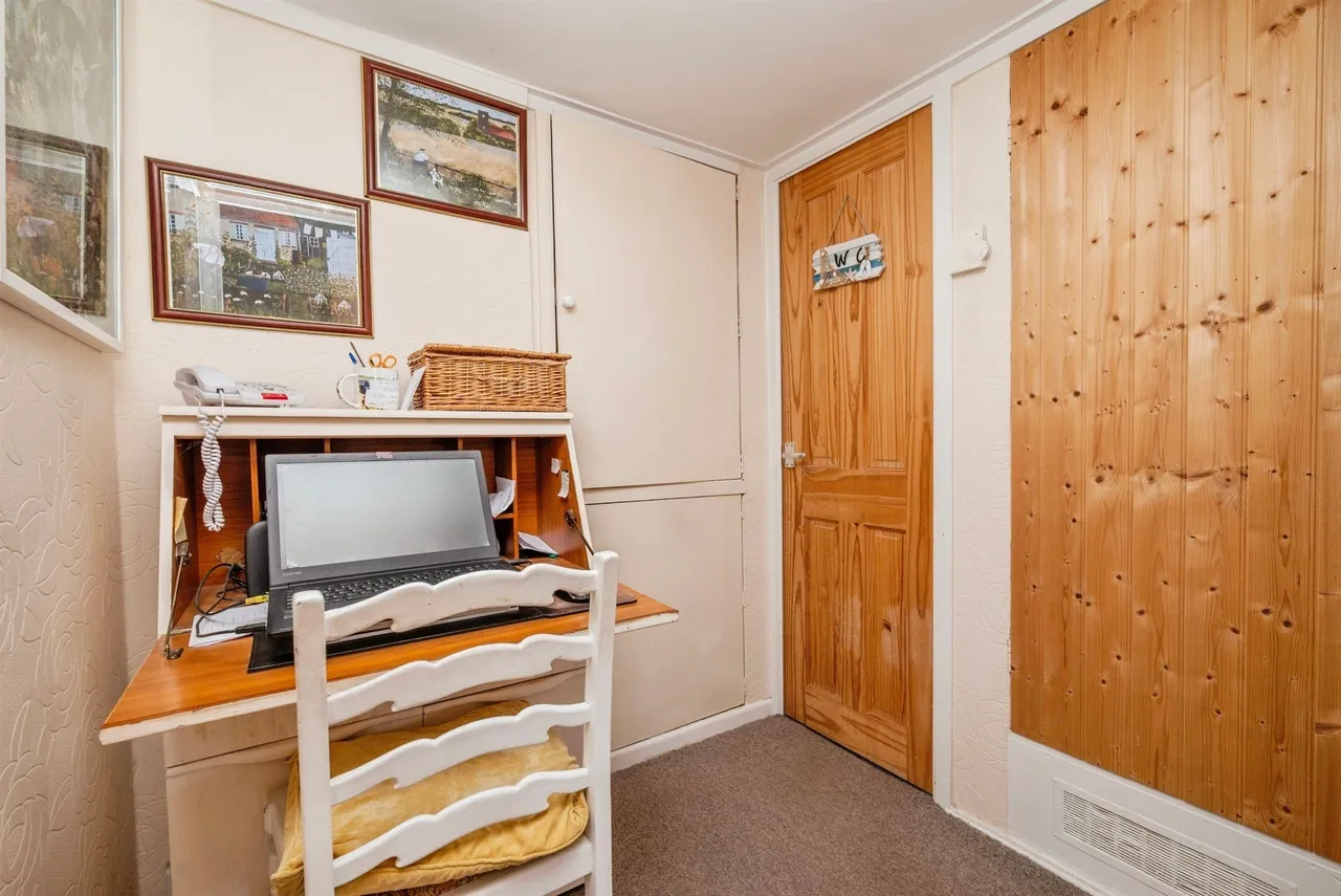 Cross Lane, Eccles-On-Sea, Norwich, photo 8