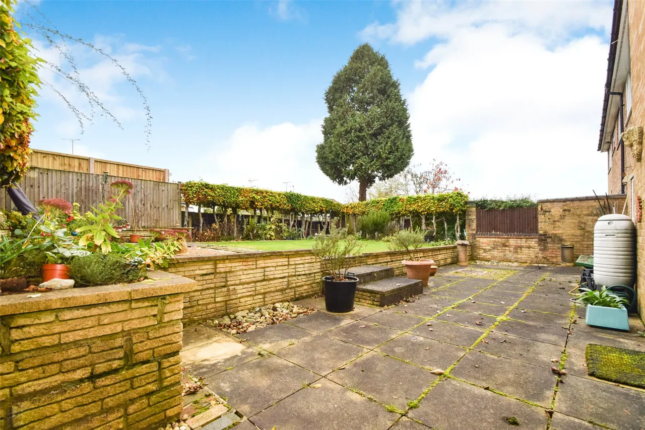 Aylesham Way, Yateley, Hampshire, GU46 6NS, photo 15