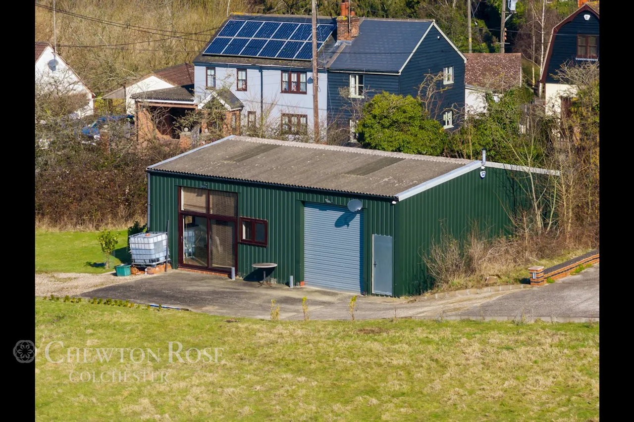2 bed house for sale, Tenpenny Hill, Thorrington