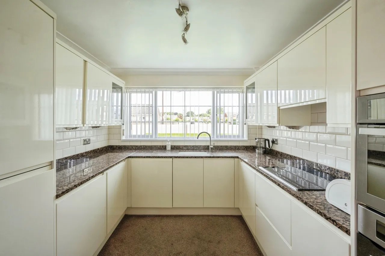 Harmby Close, Skellow, Doncaster, South Yorkshire, DN6, photo 7