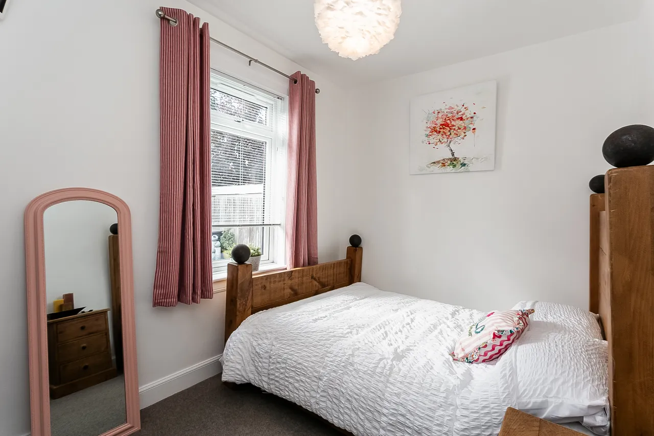 Moredun Park Gardens, Moredun, EH17, photo 13