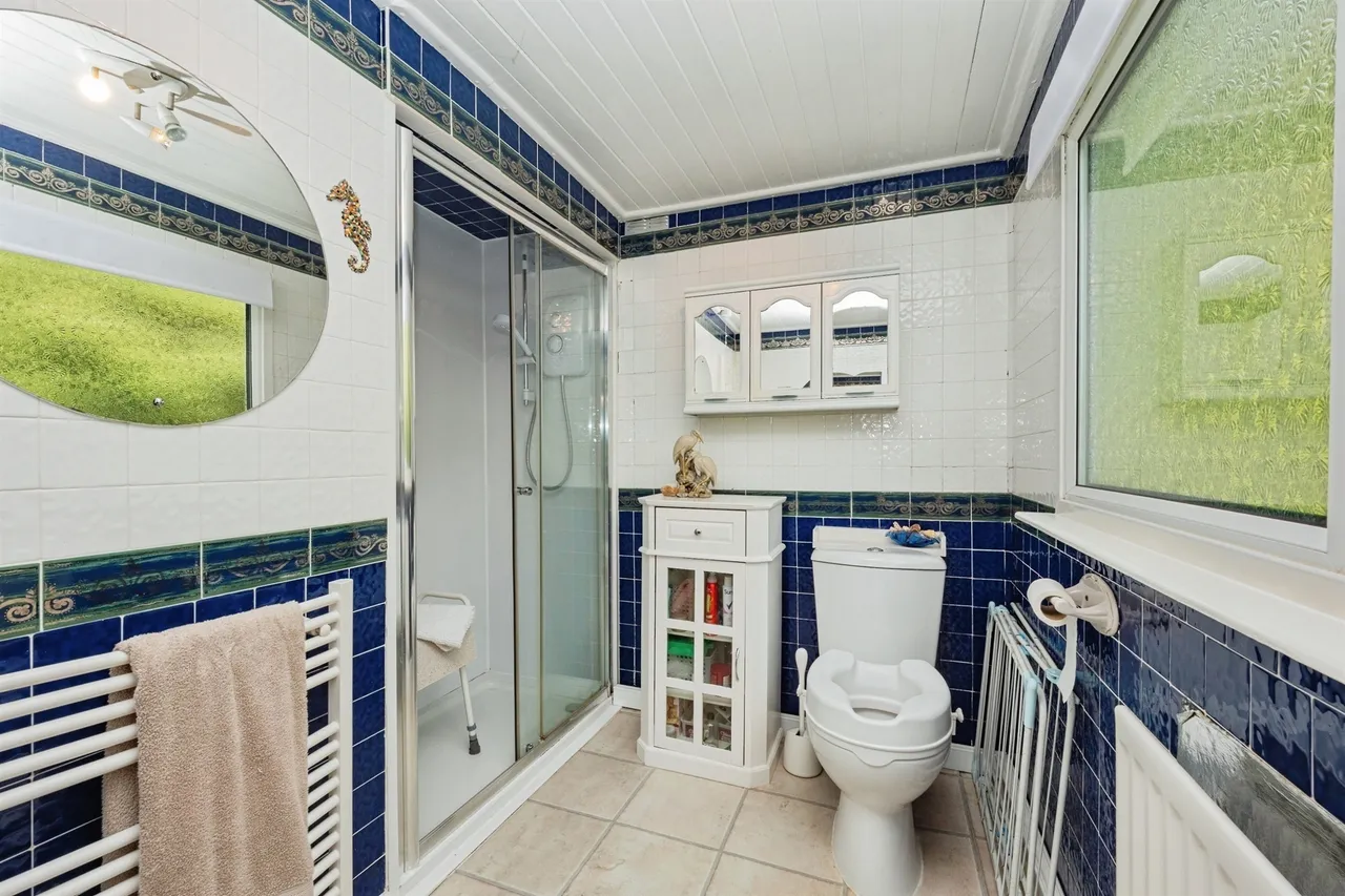 Bridport Road, DORCHESTER, photo 11