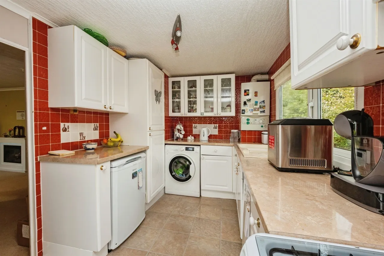 Bridport Road, DORCHESTER, photo 6