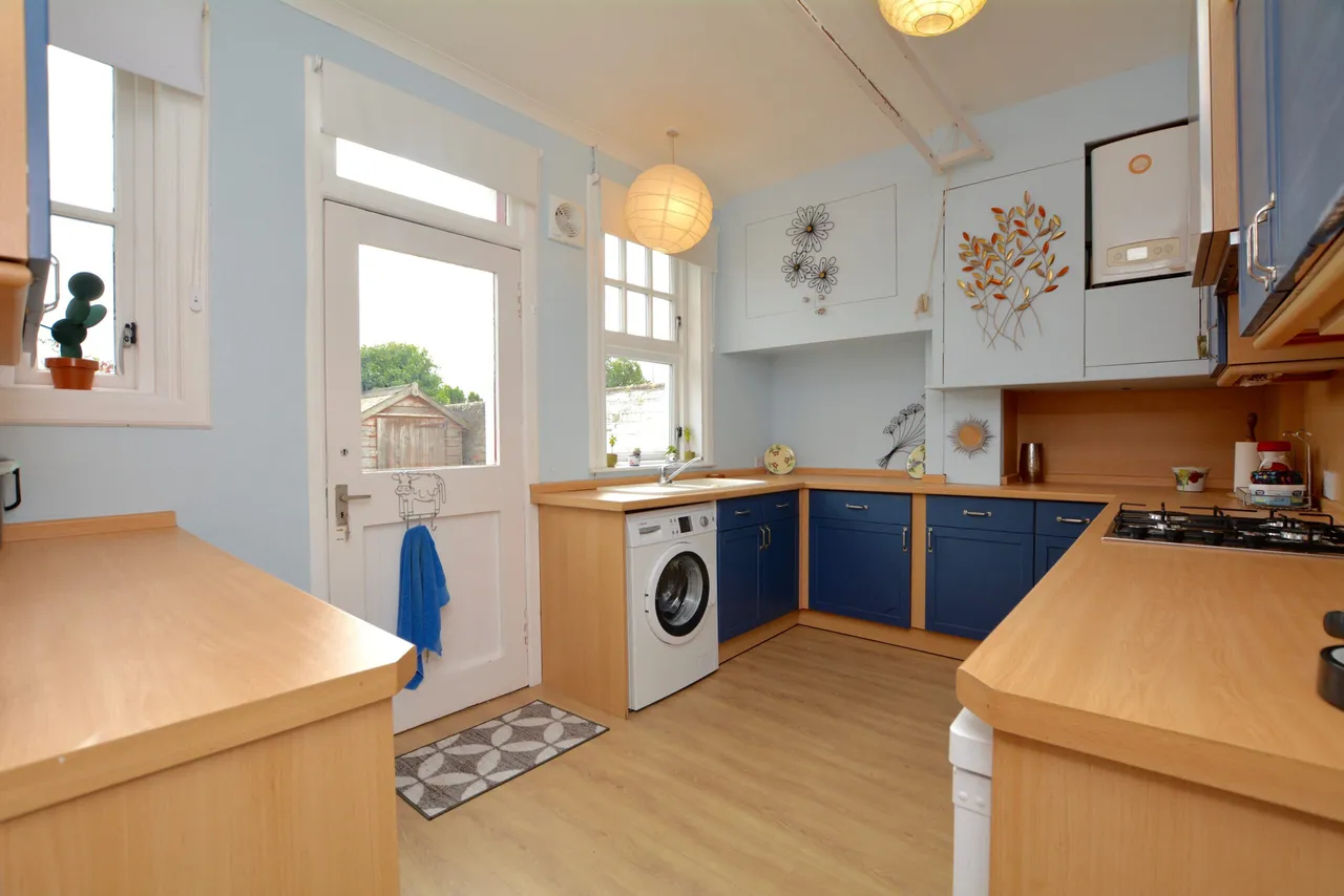 31 Inverkar Road, Ayr, KA7 2JS, photo 5
