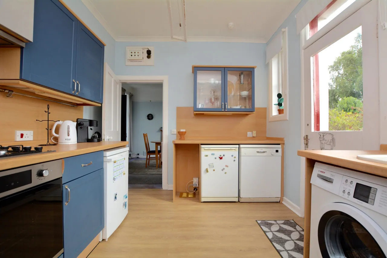 31 Inverkar Road, Ayr, KA7 2JS, photo 6