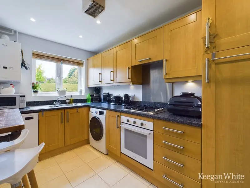 The Roperies, High Wycombe HP13 7FW, photo 2