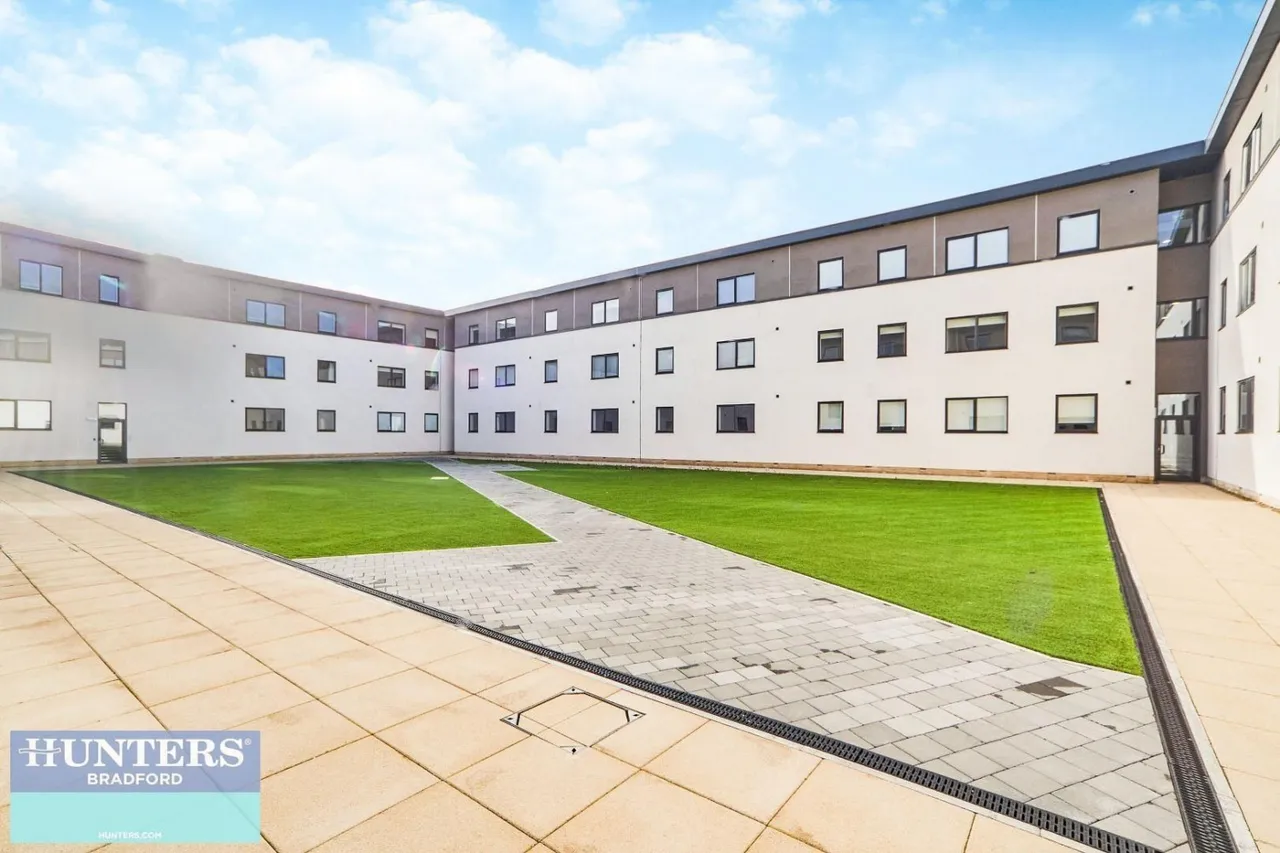 1 bed flat for sale — The Printworks Bingley Road, Bradford, BD9 6FH