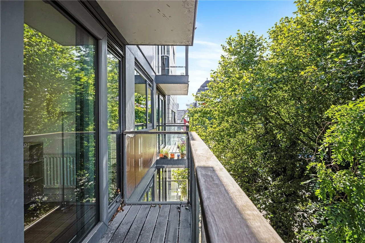 Blackwall Way, London, E14, photo 2
