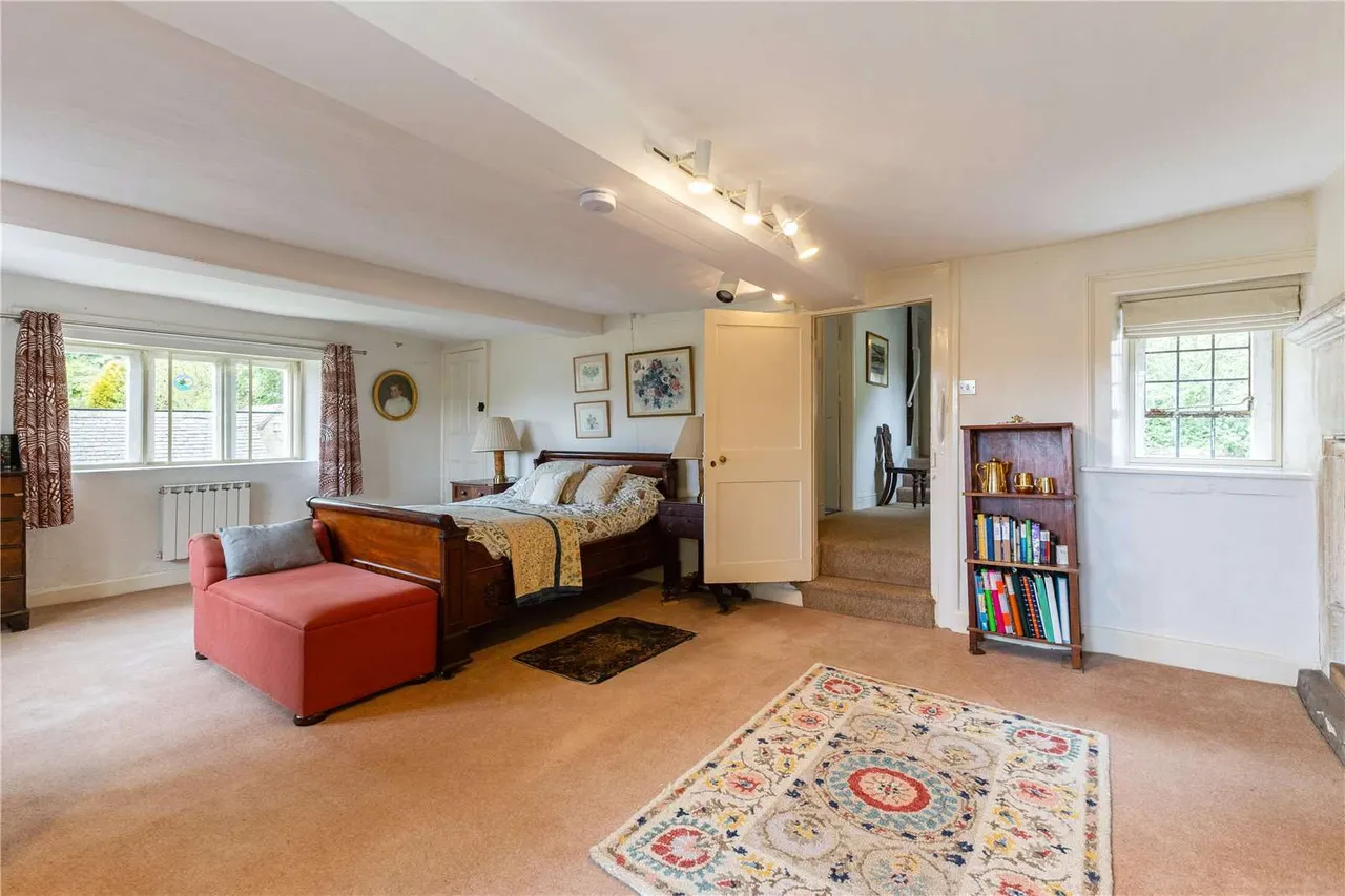 Wick Street, Stroud, Gloucestershire, GL6 7QR, photo 9
