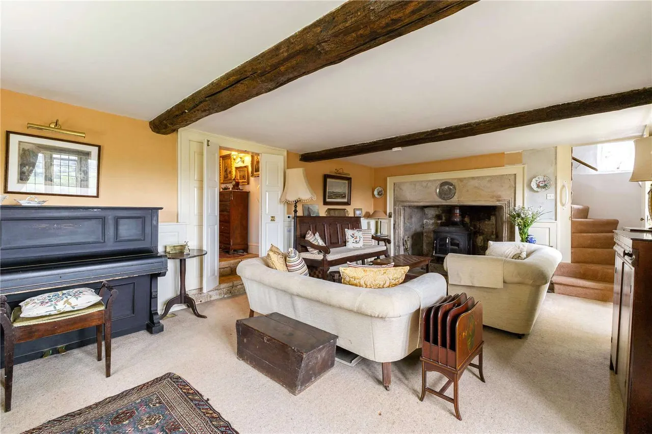 Wick Street, Stroud, Gloucestershire, GL6 7QR, photo 4