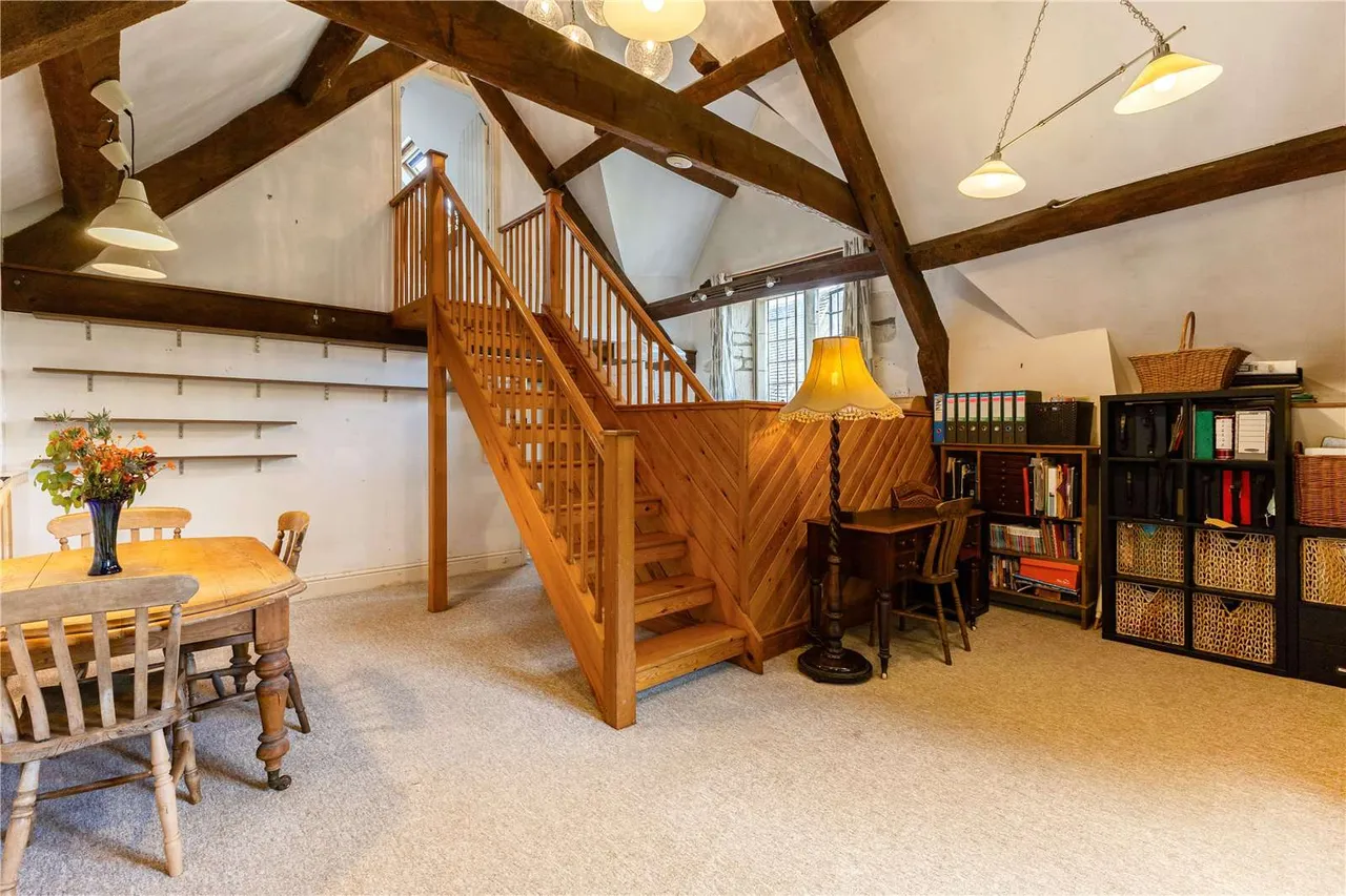 Wick Street, Stroud, Gloucestershire, GL6 7QR, photo 5