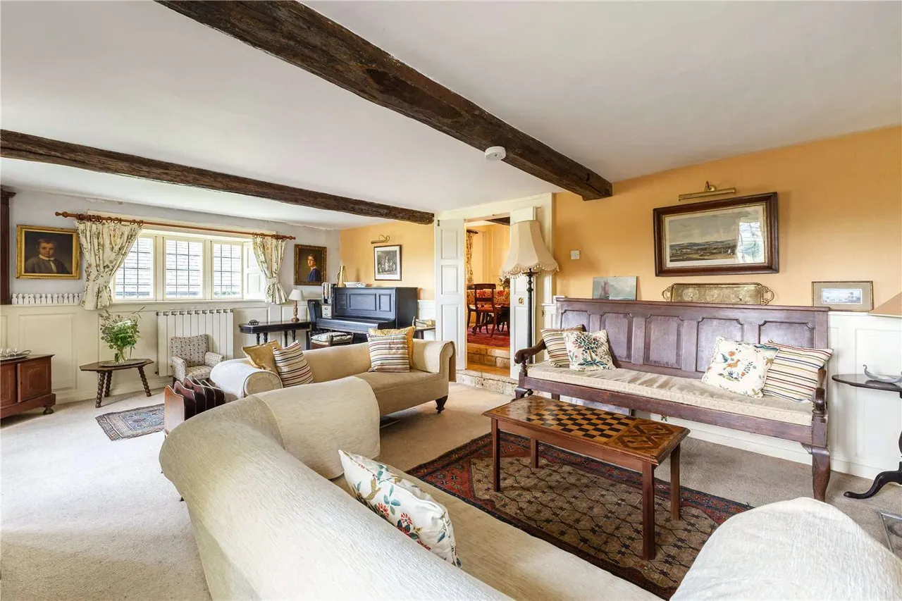 Wick Street, Stroud, Gloucestershire, GL6 7QR, photo 2