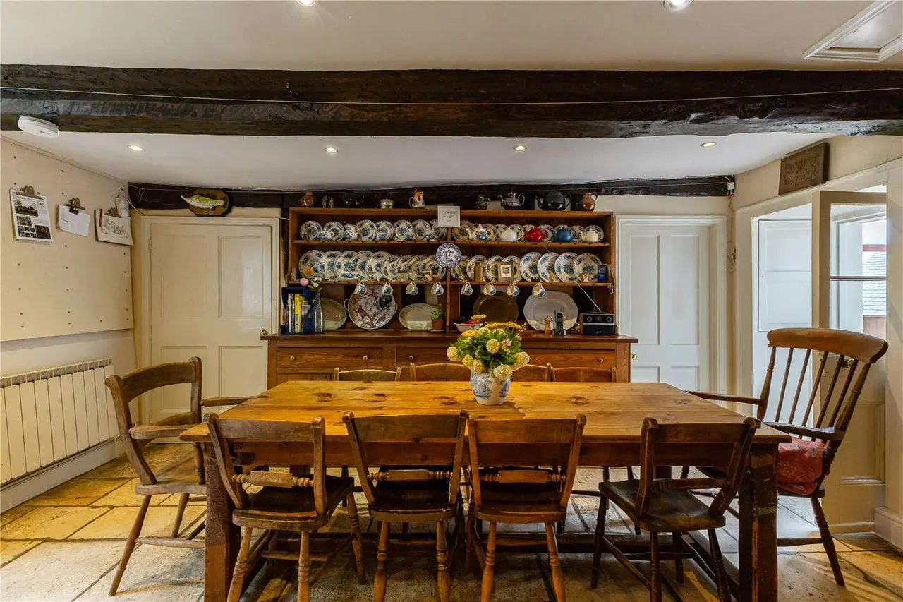 Wick Street, Stroud, Gloucestershire, GL6 7QR, photo 3