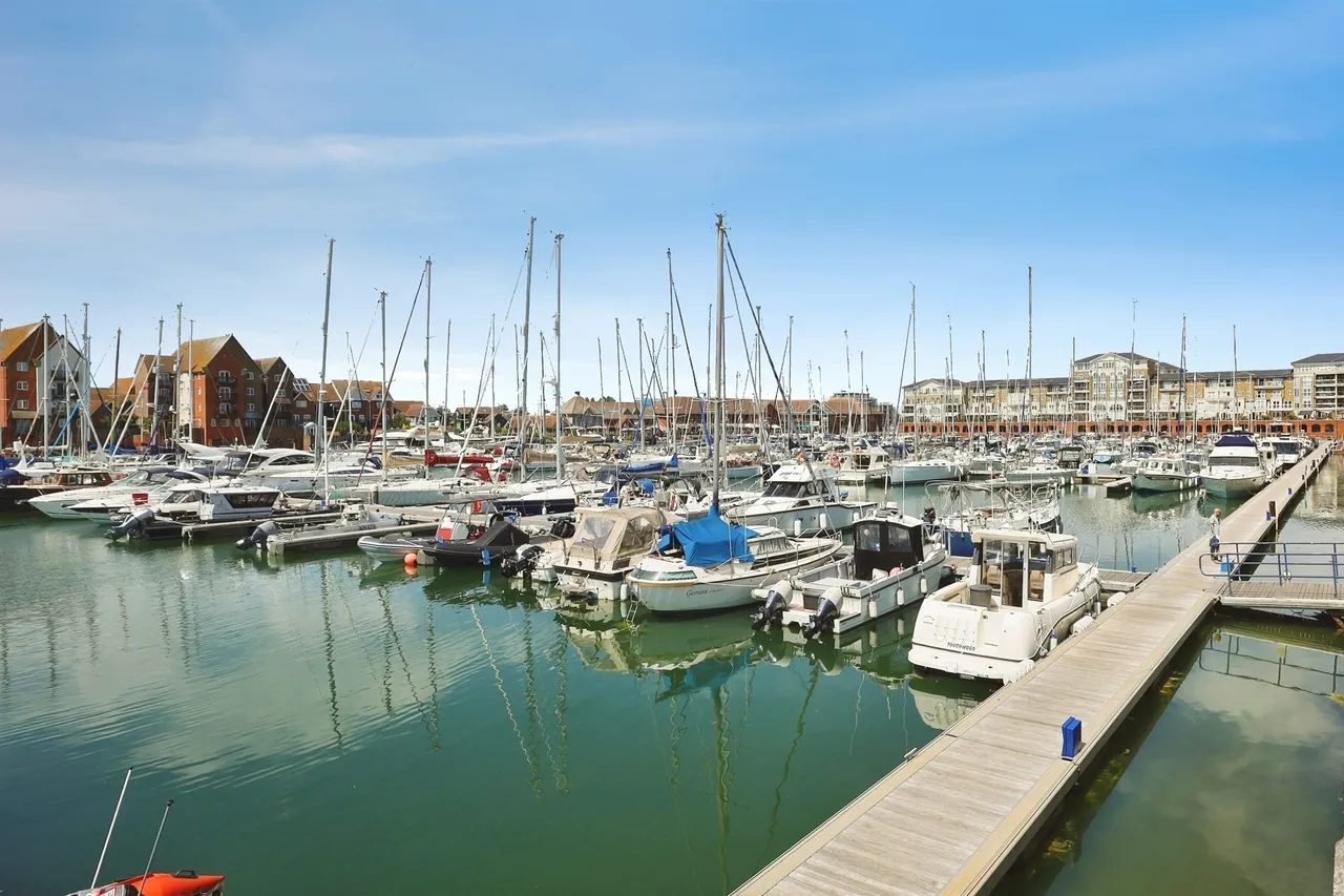 Midway Quay, Eastbourne, BN23, photo 4