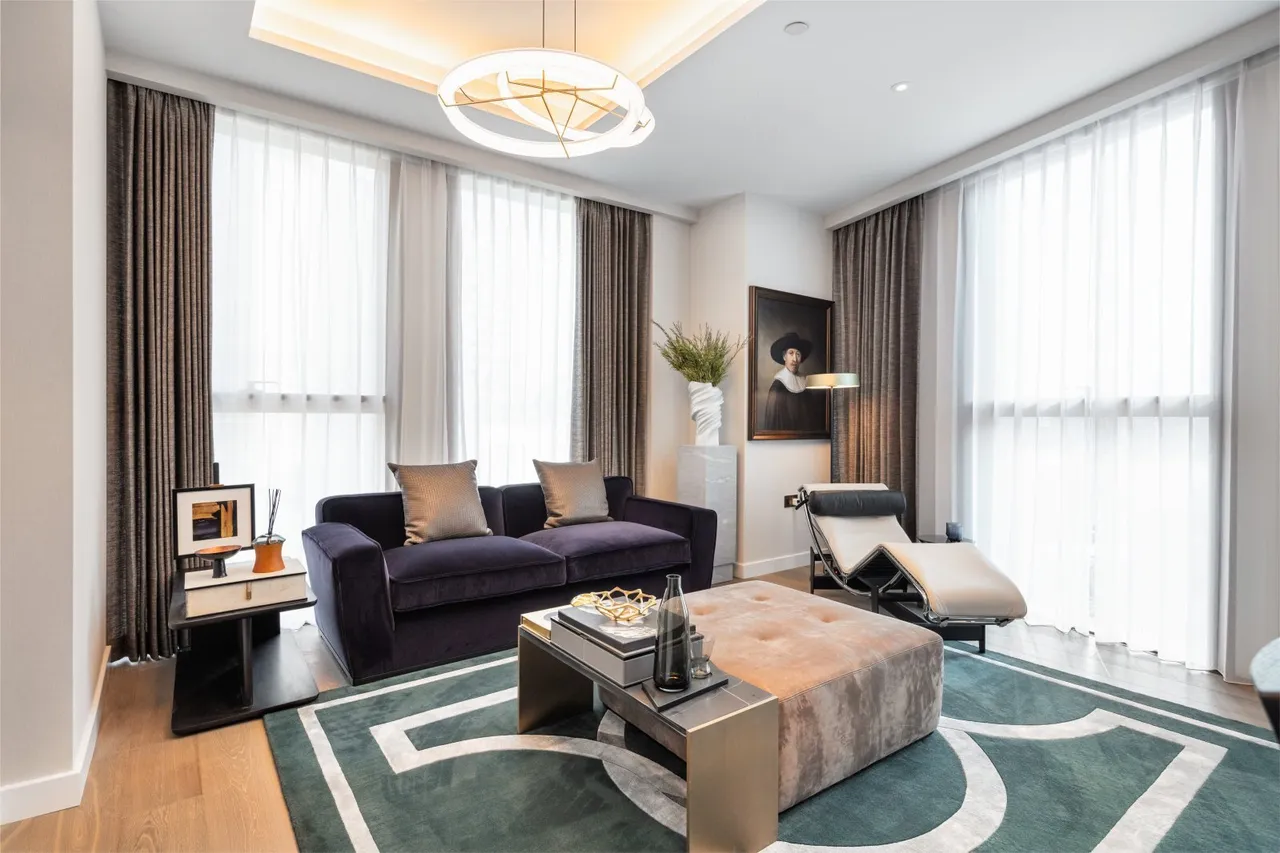 3 bed house for sale, Nine Elms Lane, London, SW8