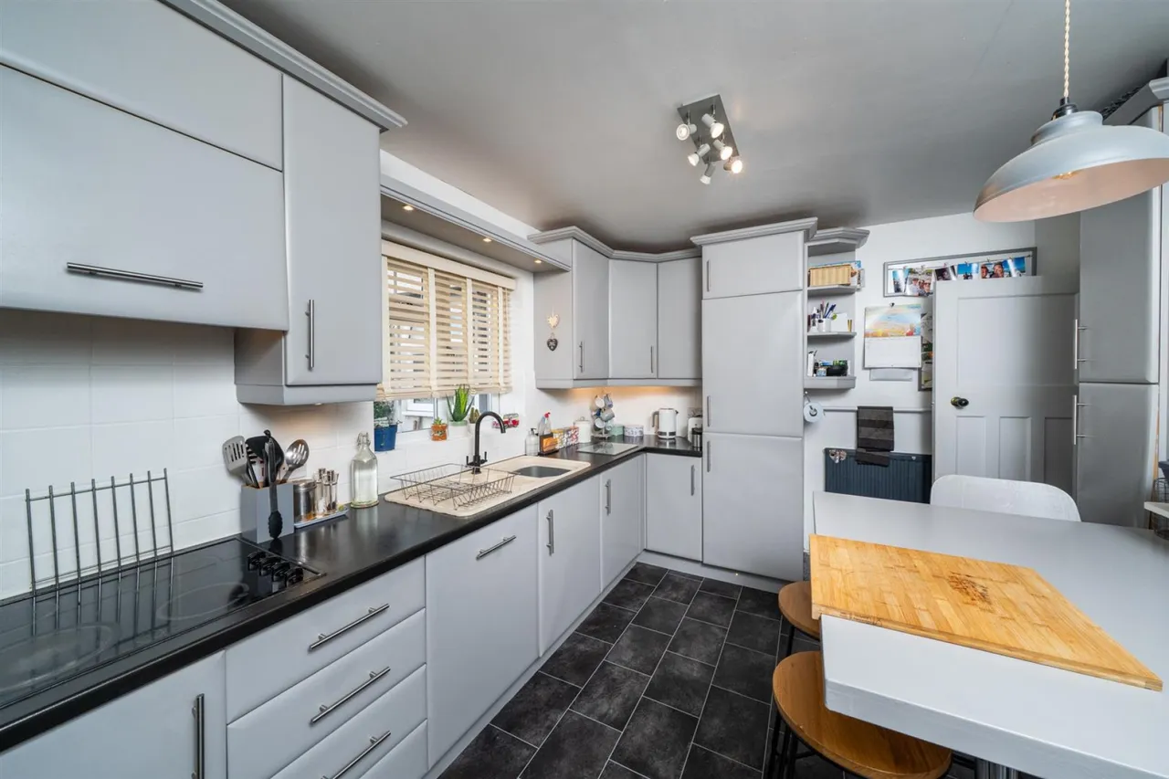 Hanbury Park Road, Worcester, WR2, photo 19
