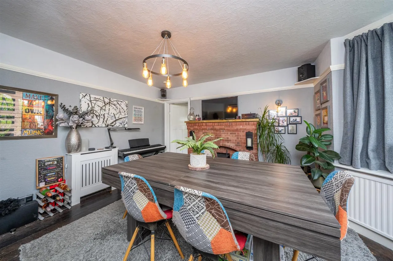 Hanbury Park Road, Worcester, WR2, photo 24