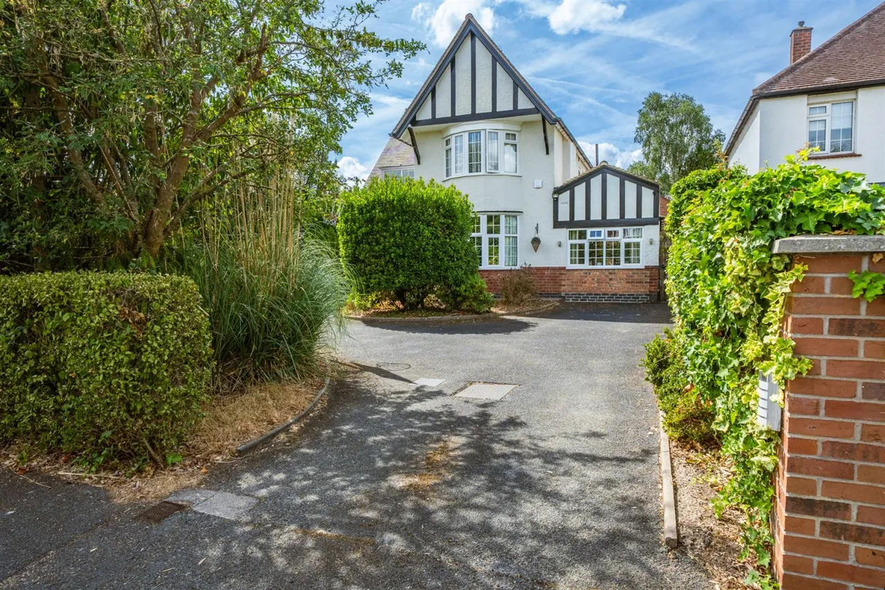 Hanbury Park Road, Worcester, WR2, photo 55