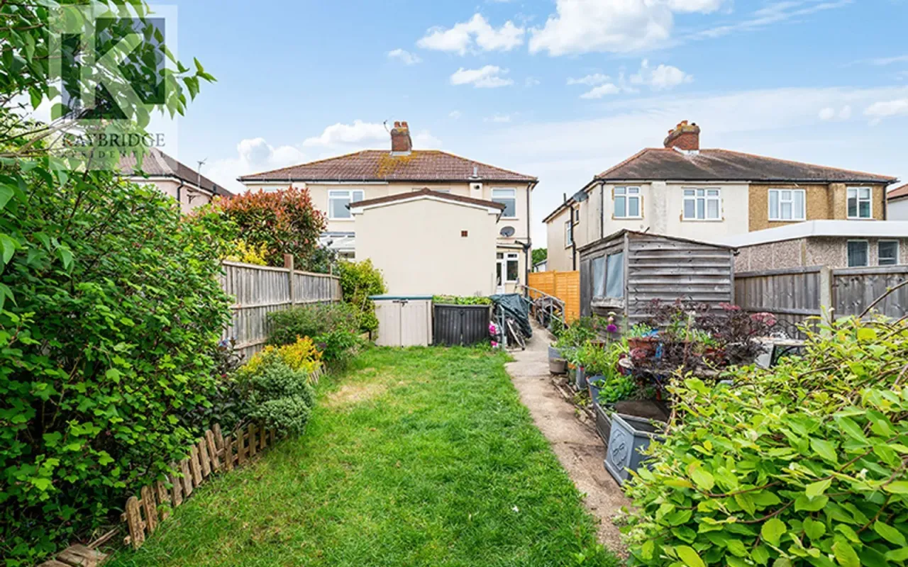 Riverholme Drive, Epsom, KT19, photo 8